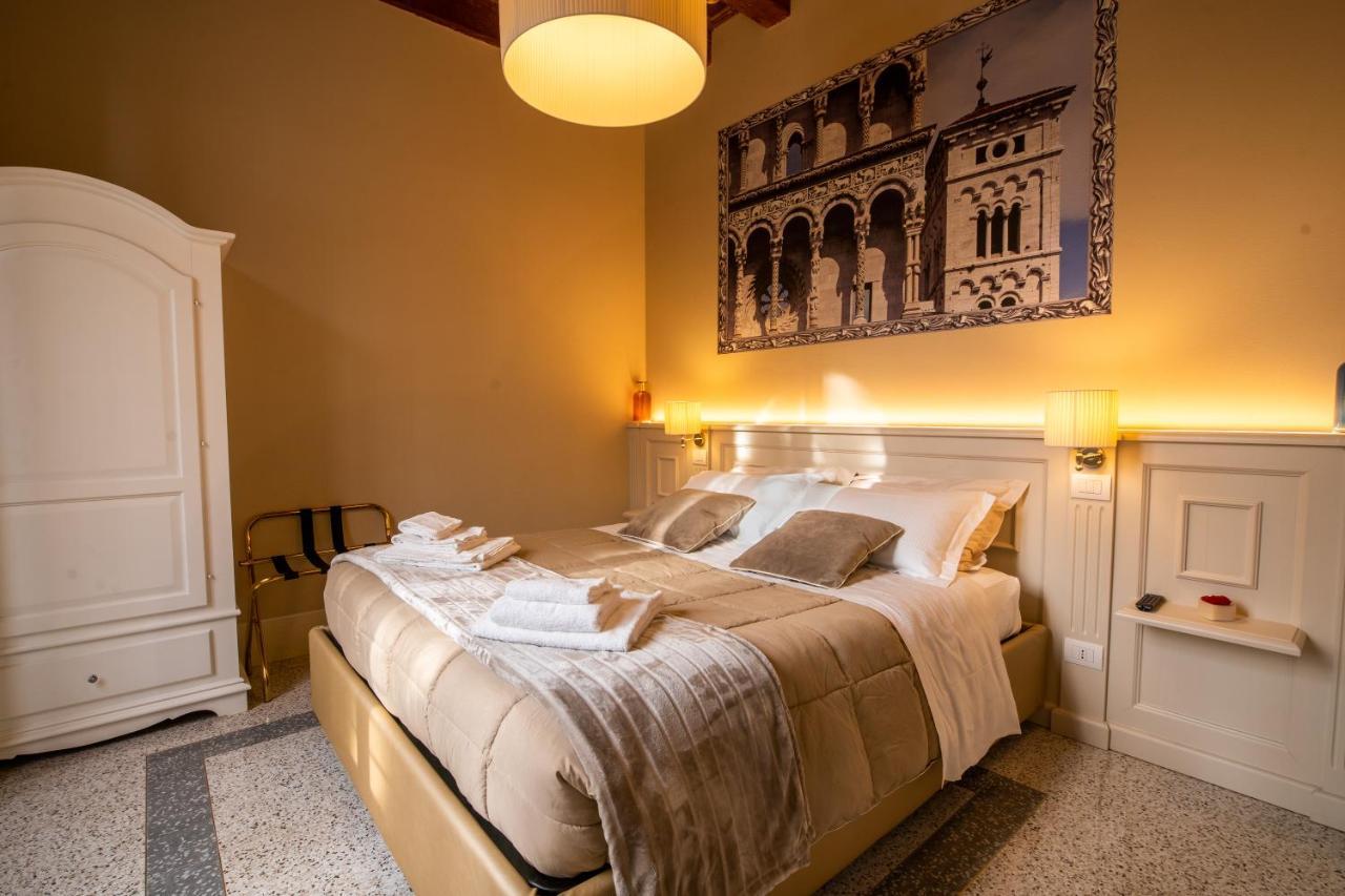 Noble Floor - Luxury Apartment Lucca Exterior photo